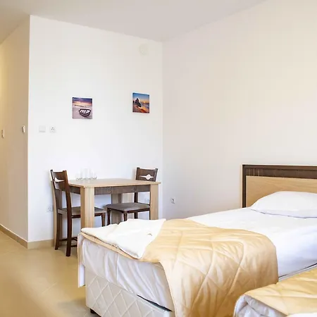 Puldin Suites Lägenhetshotell Slăntjev Brjag