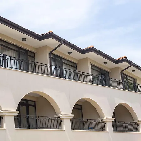 Puldin Suites *