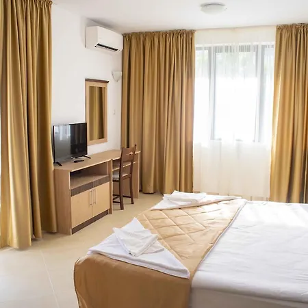 Апартхотел Puldin Suites Слънчев бряг